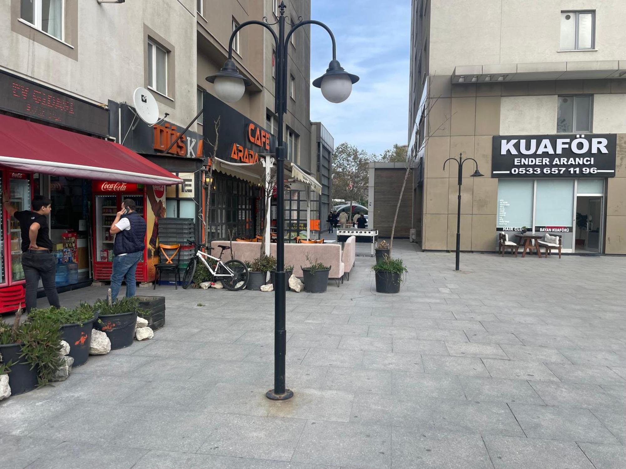Bahcesehir N Tepe Sitesi Avm Goelet Ulasim Merkezi Konum Apartment Istanbul