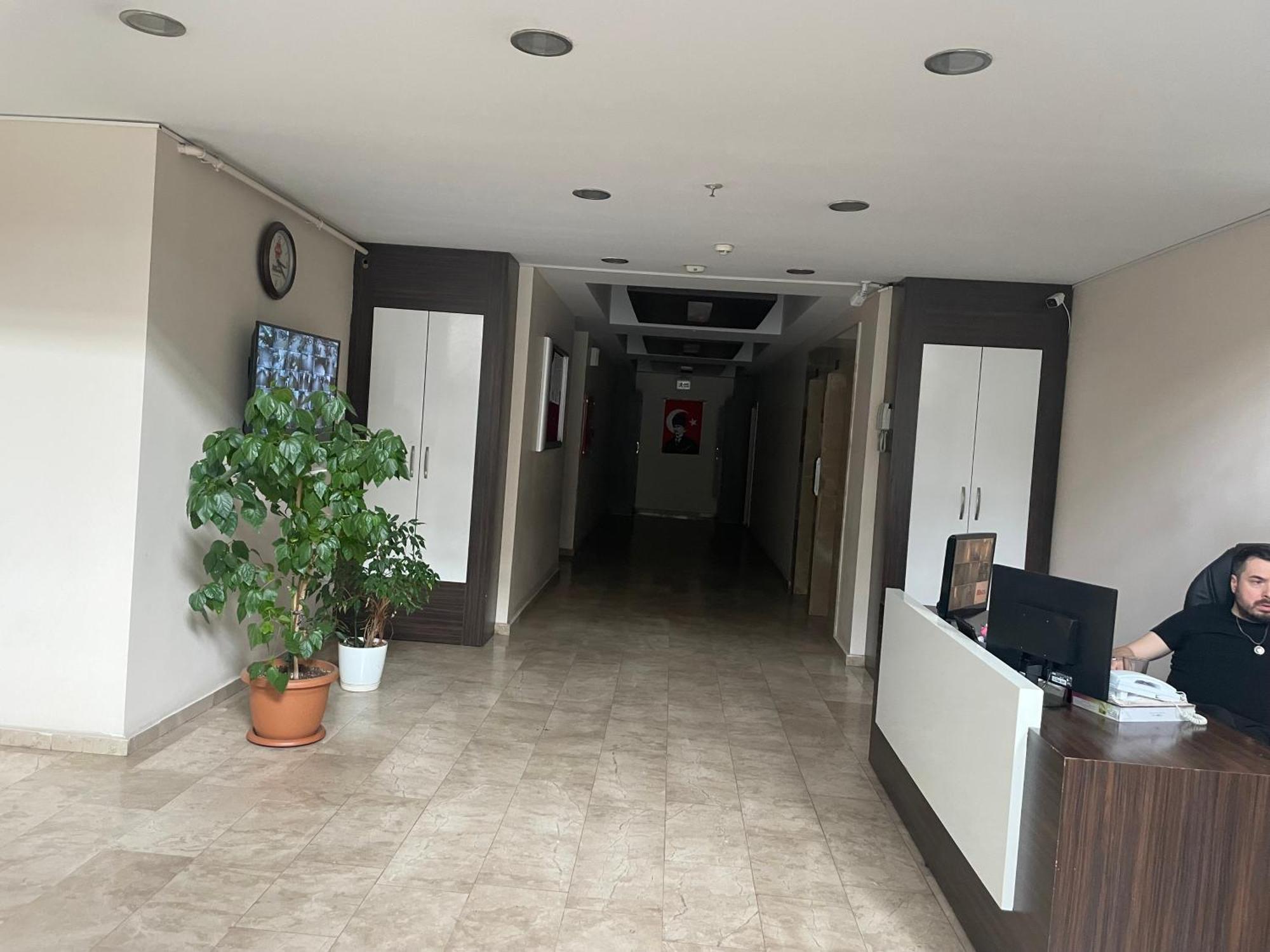 Bahcesehir N Tepe Sitesi Avm Goelet Ulasim Merkezi Konum *